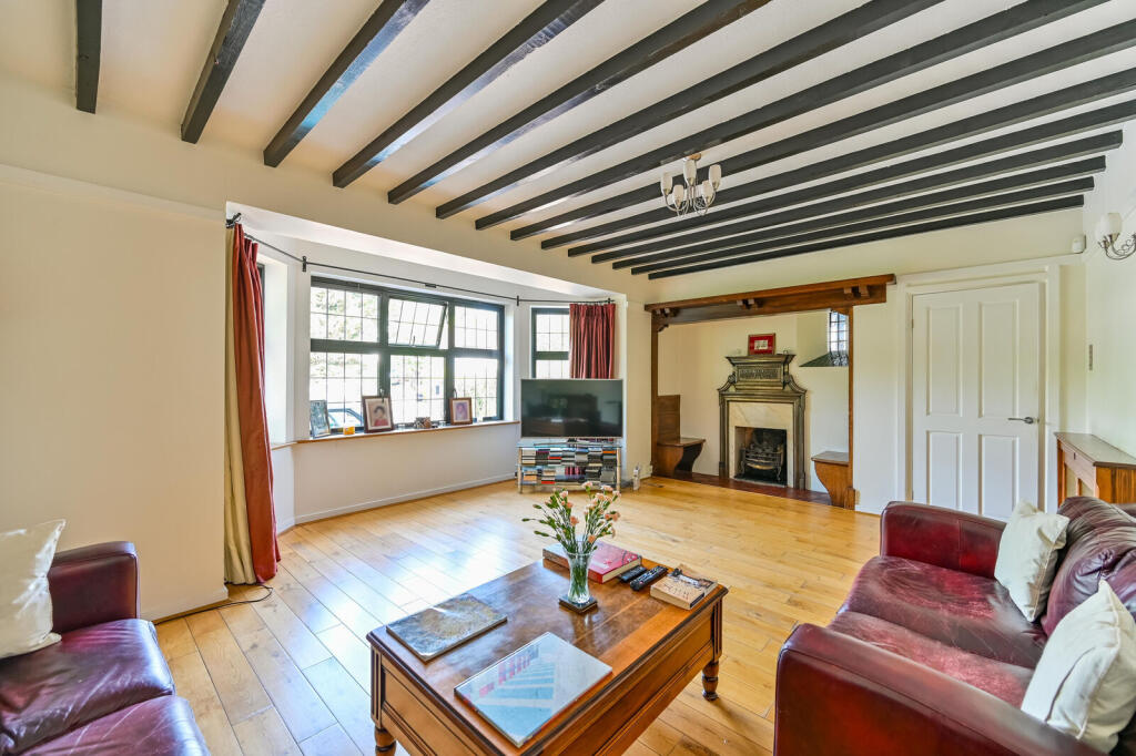 House in Slough - View 4
