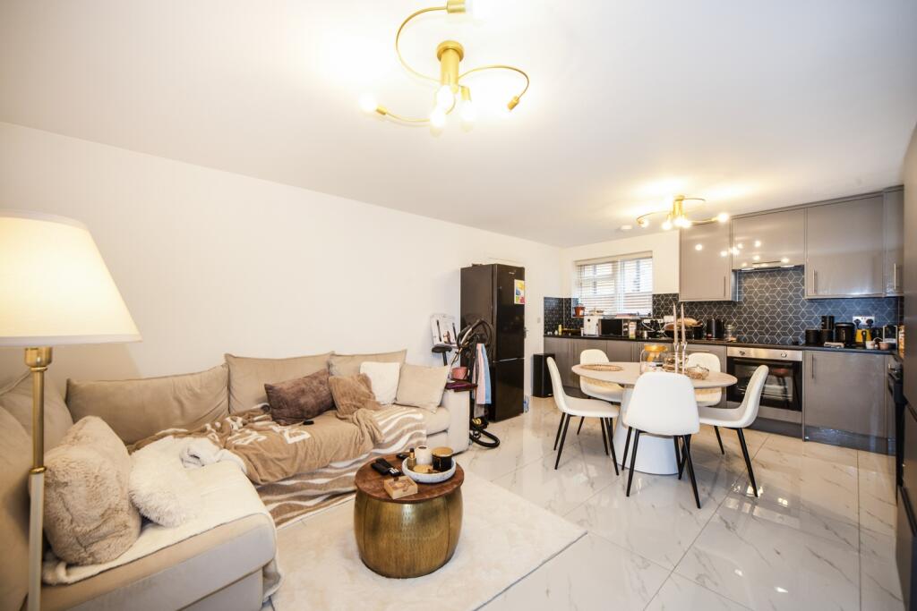 Main image of property: Swanley BR8