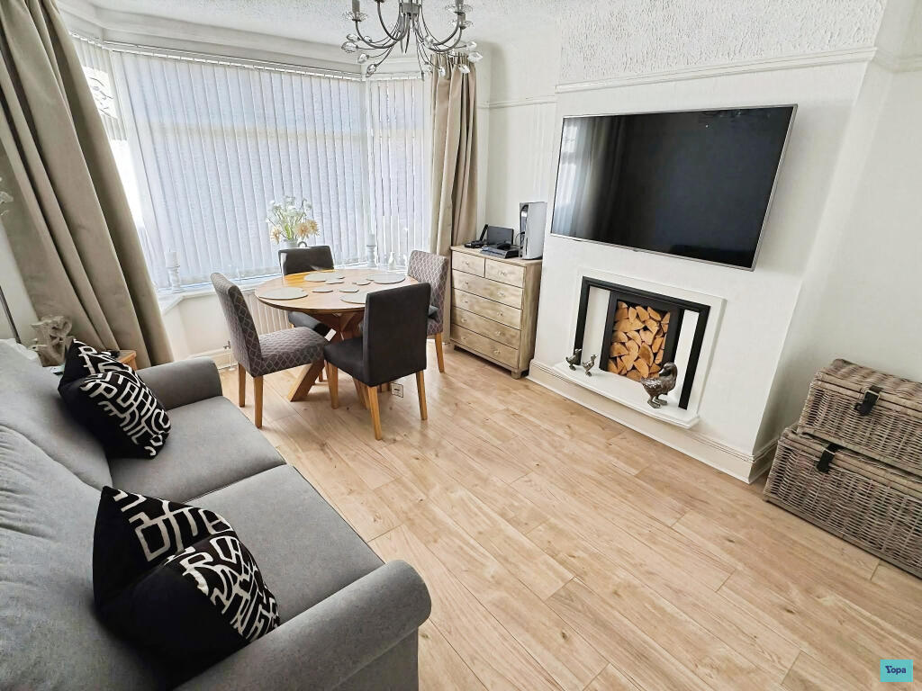House in Sefton, Liverpool City Region - View 5
