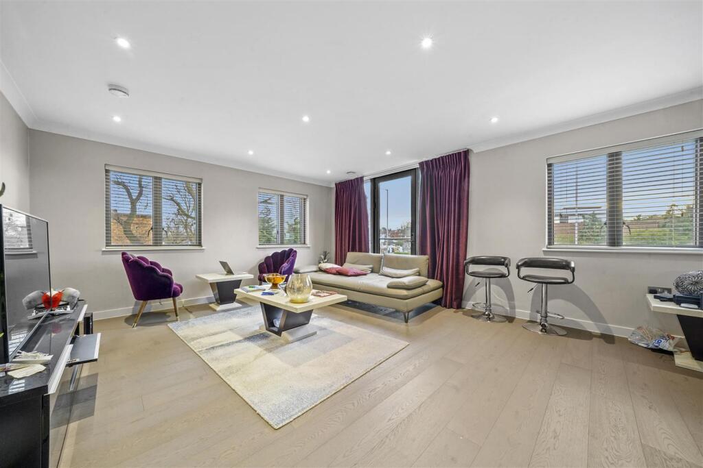 Main image of property: Hope Close, London