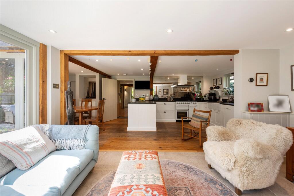 House in East Hampshire, East Meon - View 4