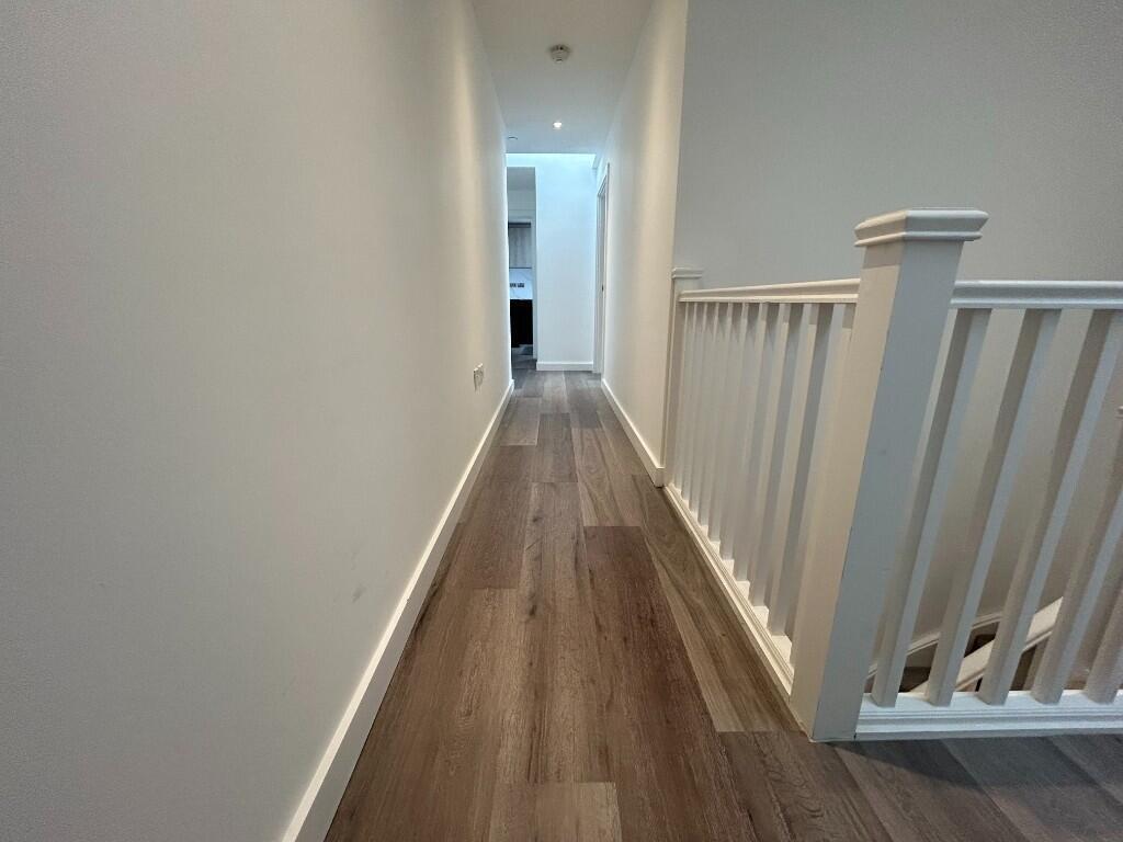 Apartment in Guildford - More