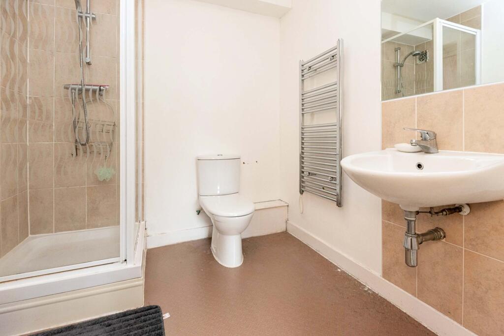 Apartment in Birmingham - View 5