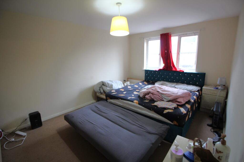 Broadoaks, Bury, BL9 photo 5