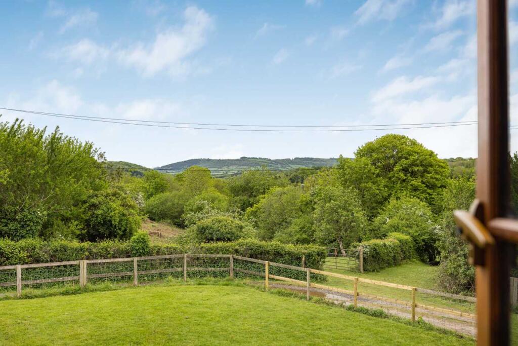 House in Ewyas Harold, Herefordshire - View 2