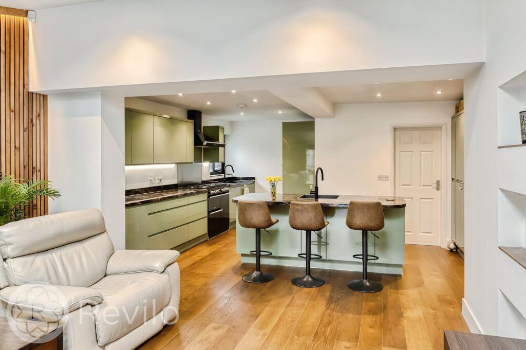 Sorrel Drive, Littleborough, OL15 photo 4