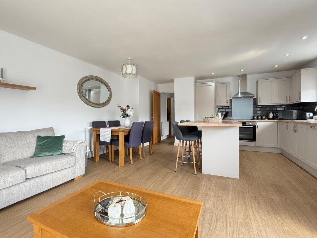 House in Stroud, Leonard Stanley - View 4