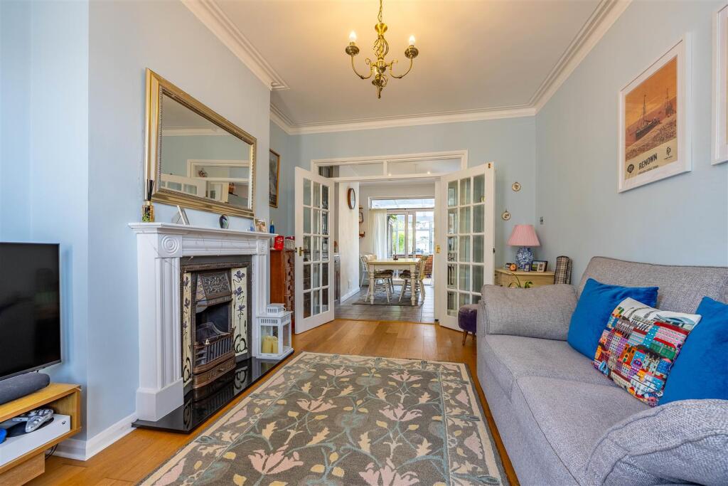 House in Southend-on-Sea - View 2