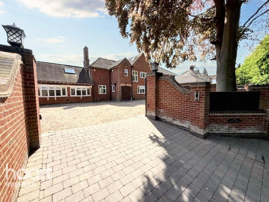 Wellingborough Road, Rushden photo 2