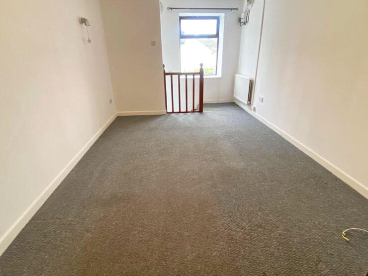Commercial Street, Gilfach, Bargoed, CF81 8JG photo 4