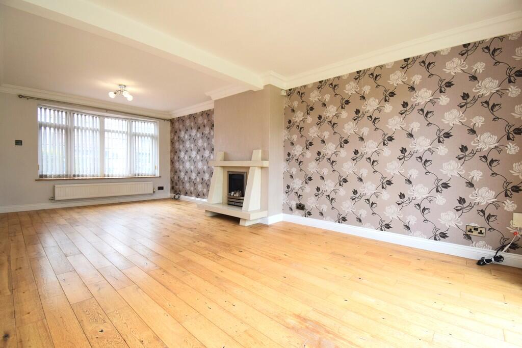 Cadogan Road, Dosthill photo 4