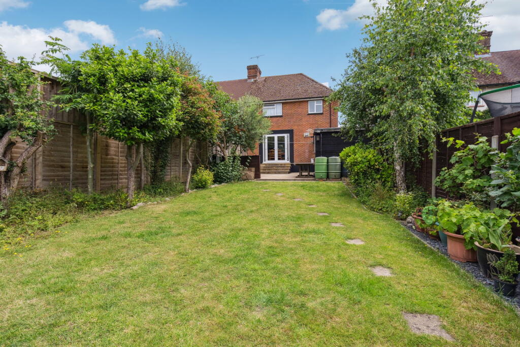 The Greenway, Mill End, Rickmansworth, WD3 photo 2