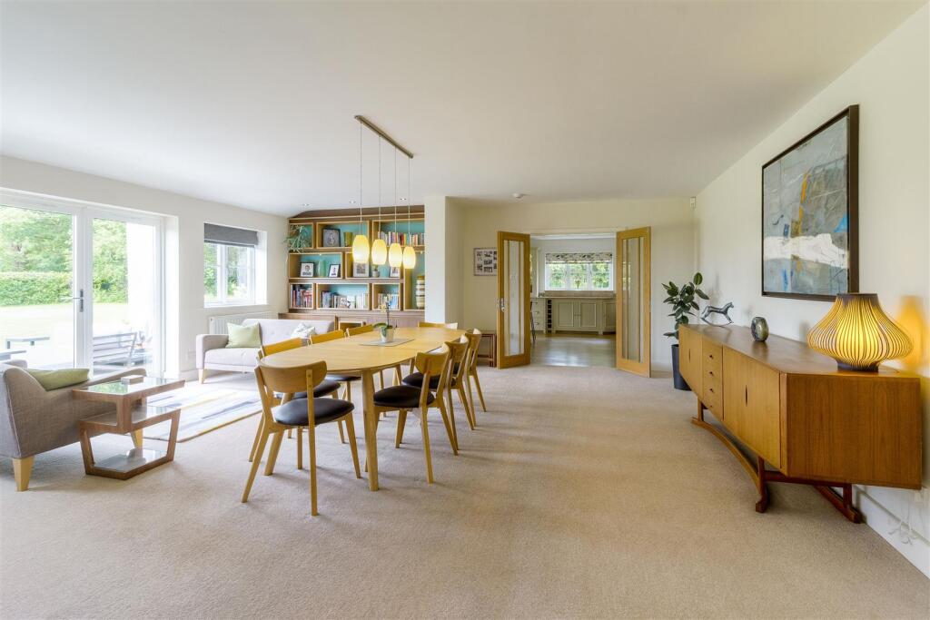 House in Daventry, Hellidon - More