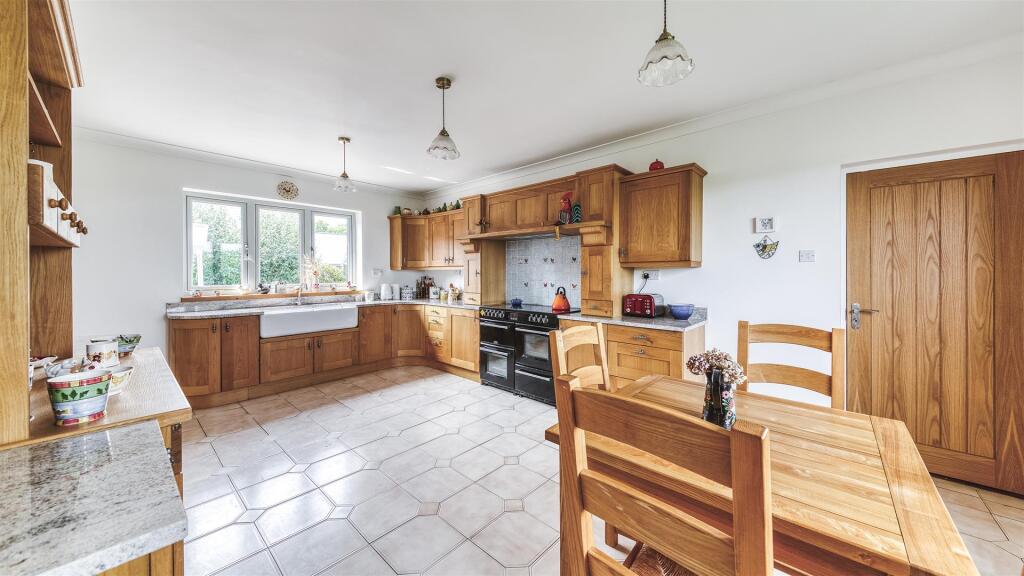 Town Farm Bungalow, Bretby, Burton-On-Trent photo 4