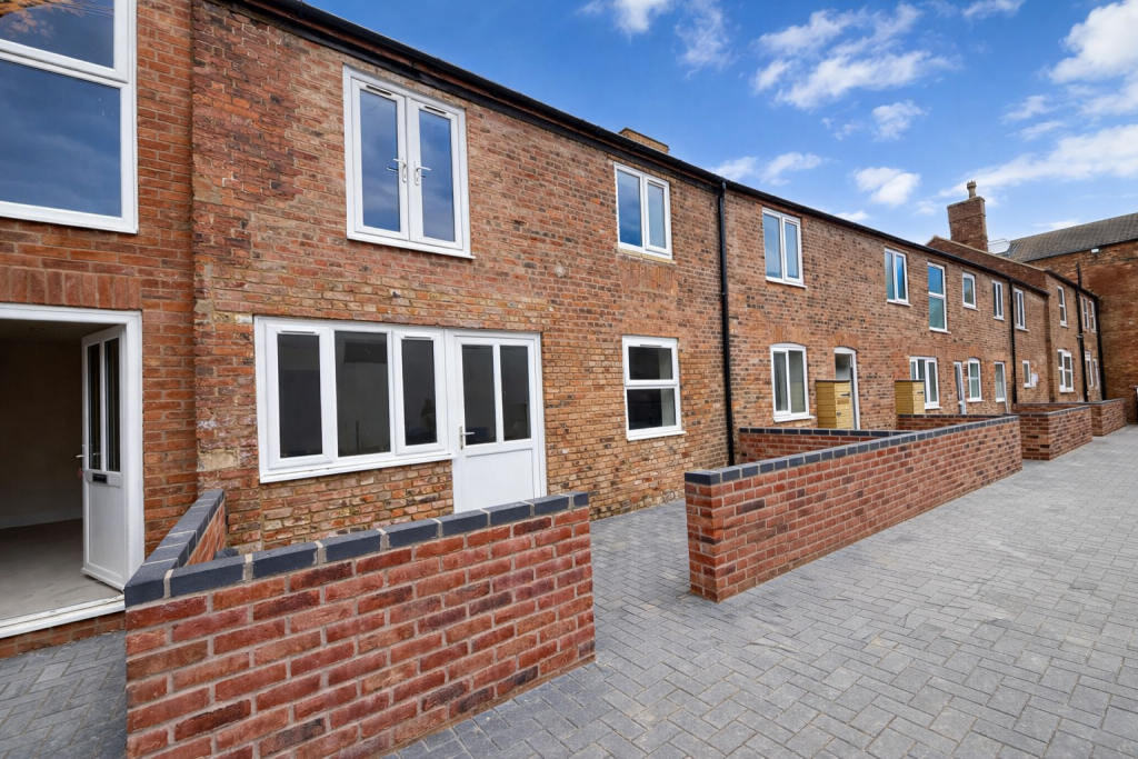 Main image of property: 15A South Street, Bourne