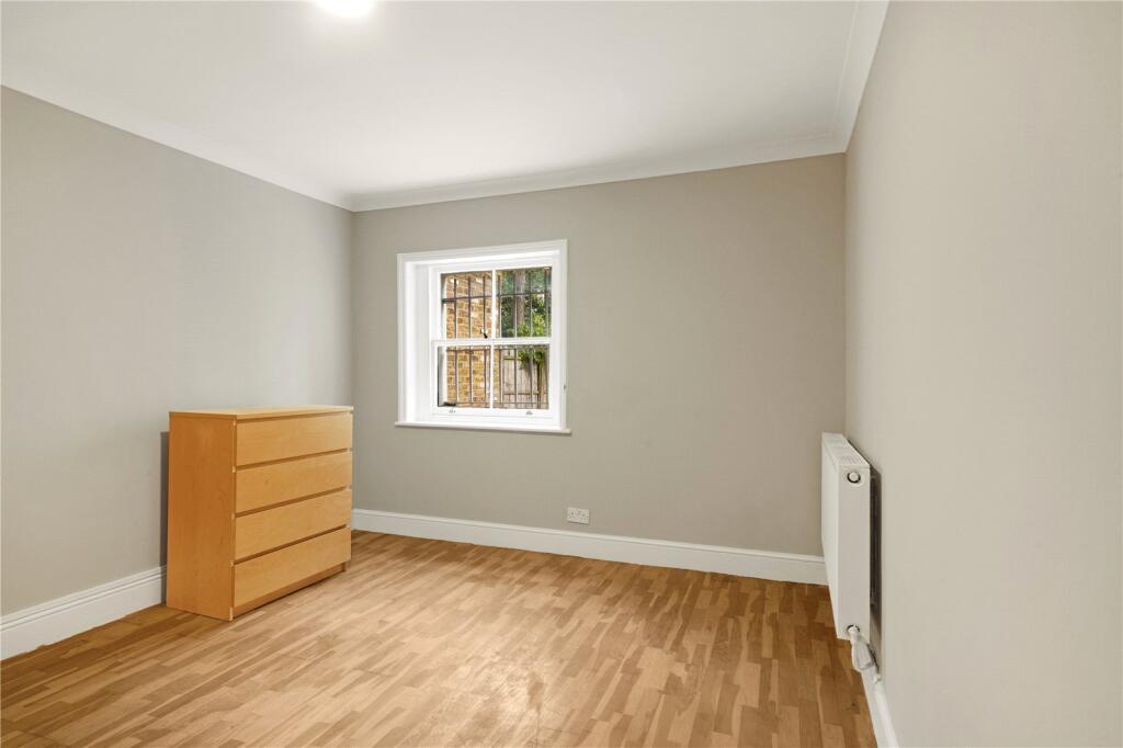 Apartment in London - View 3
