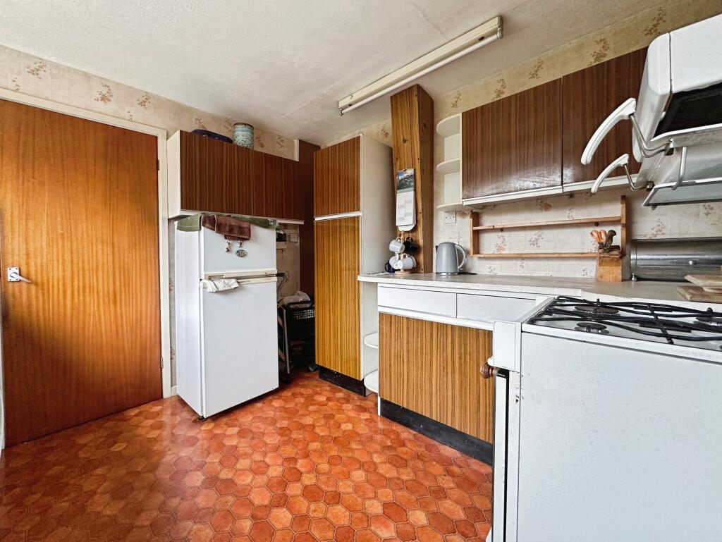 House in Leeds, West Yorkshire - More