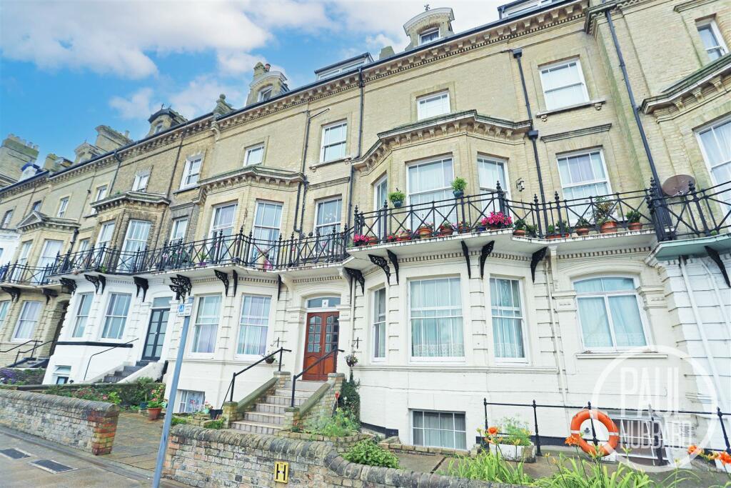 Main image of property: Kirkley Cliff, Kirkley, NR33