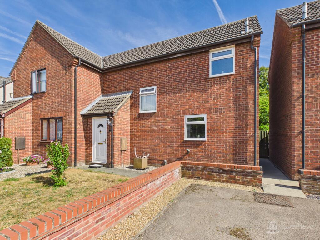 Main image of property: Woburn Mews, Duxford, Cambridge, Cambridgeshire, CB22