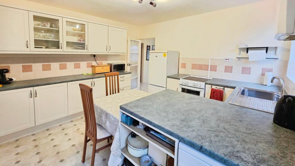 Elmtree Road, Ruskington, NG34 photo 3
