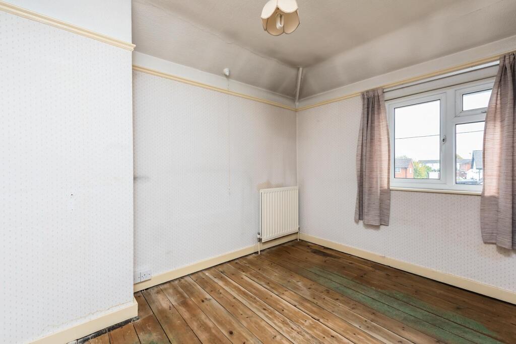 Old Kempshott Lane, Basingstoke - More