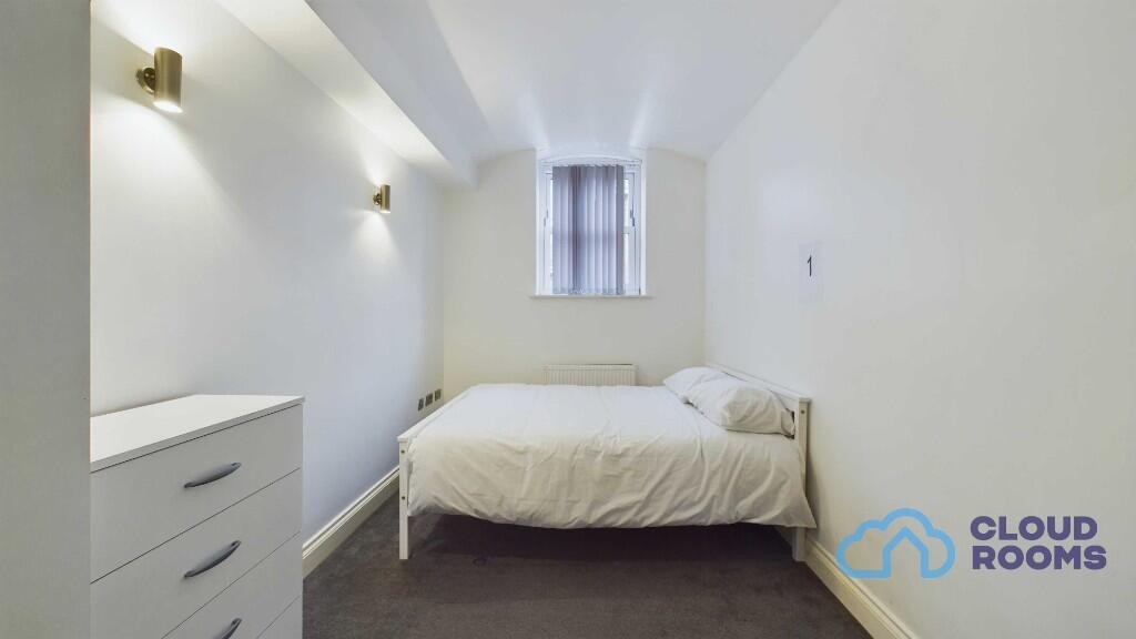 Main image of property: Sterling Buildings, Carfax, Horsham, West Sussex, RH12