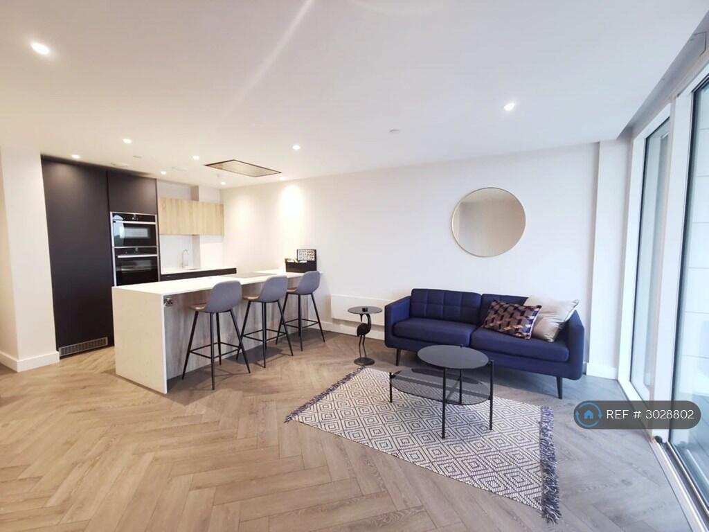 Apartment in Manchester - View 5