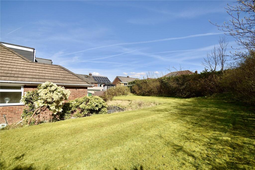Sandy Bank, High Crompton, Shaw, Oldham, OL2 photo 3