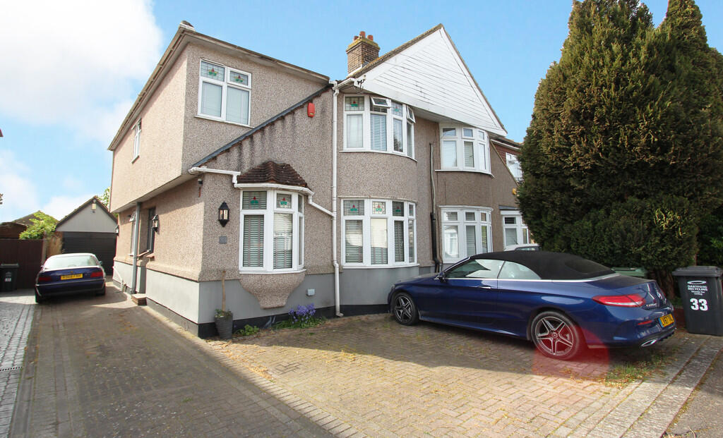 Main image of property: Heathview Crescent, Dartford