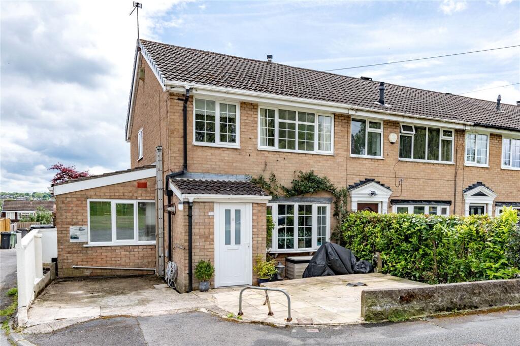 Main image of property: Woodlea Mount, Yeadon, Leeds, West Yorkshire