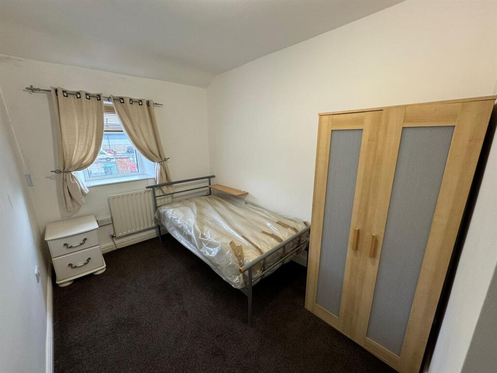 Additional image 8 of Cutler Heights Lane, Bradford