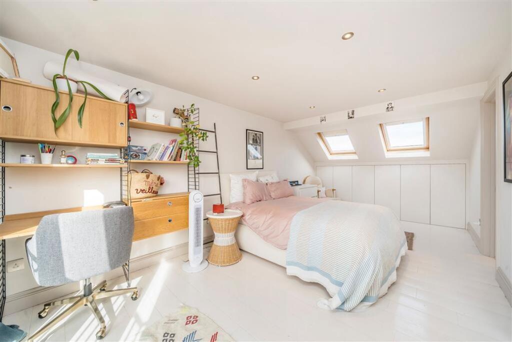 House in London - More