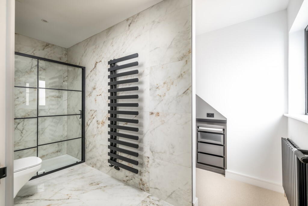 Additional image 23 of Park Rise Close, Harpenden, Hertfordshire, AL5 3AW