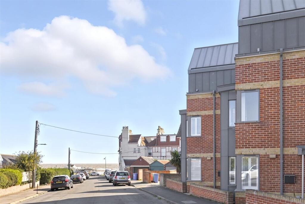 Main image of property: Fieldstile Road, Southwold