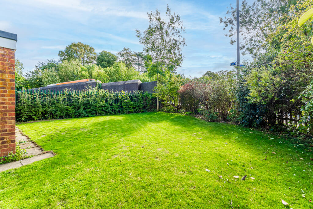 Additional image 3 of Tennyson Road, Harpenden, Hertfordshire, AL5