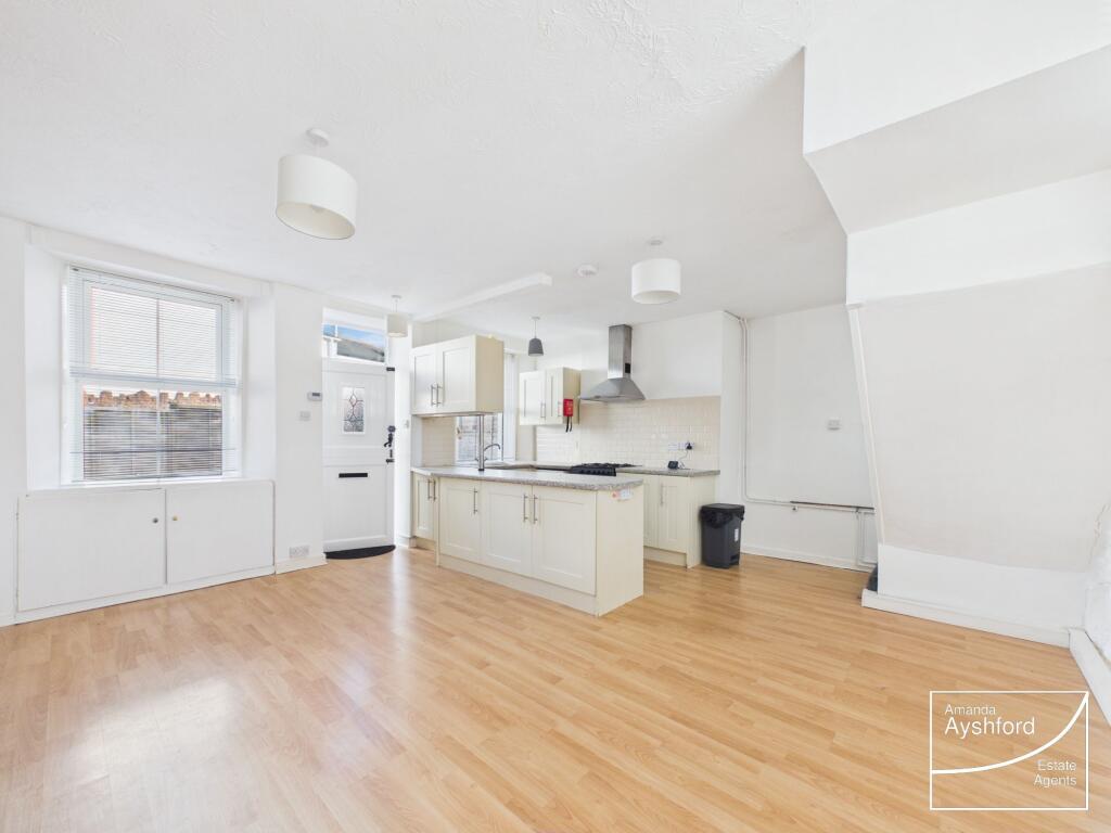 House in Paignton, St Michaels - View 2