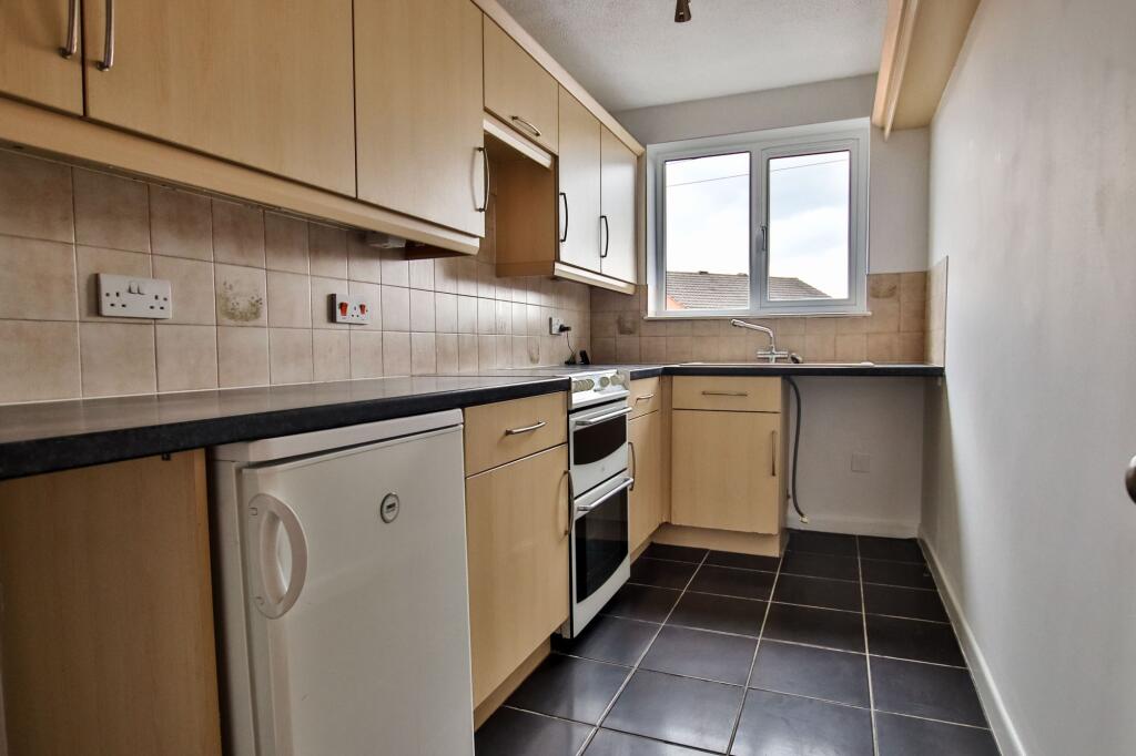 Apartment in Worcester - View 3