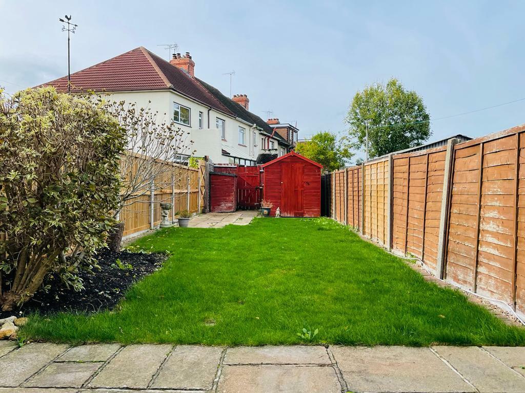 House in Gillingham, Medway - View 4