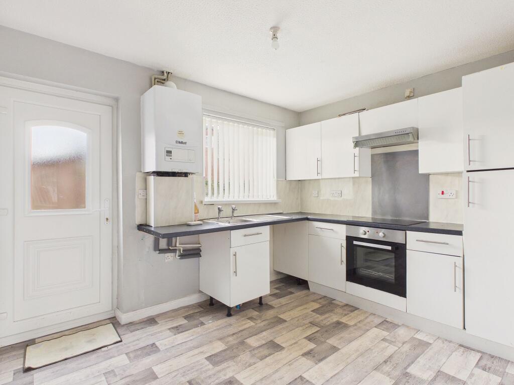 House in Newcastle upon Tyne, Woolsington - More