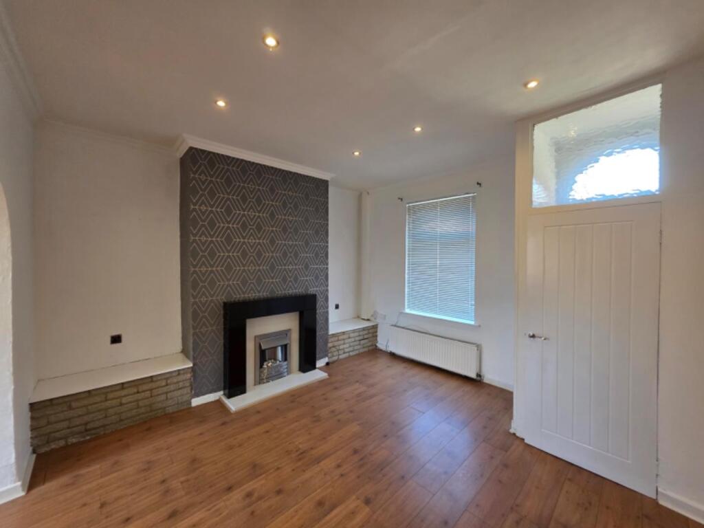 House in Tameside, Greater Manchester - View 2