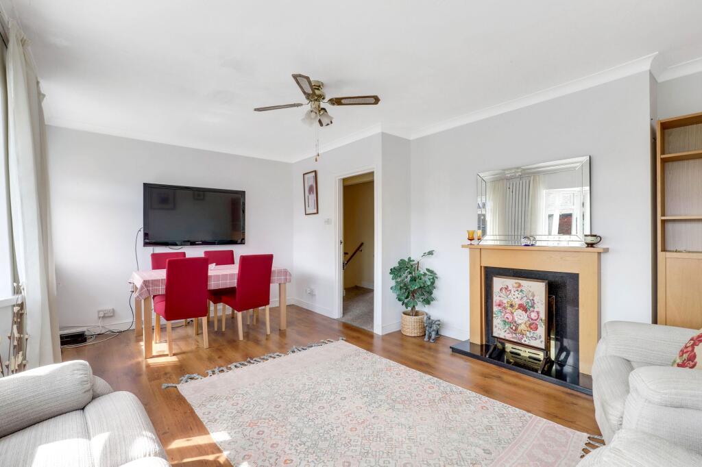 Apartment in Nottingham, Daybrook - View 5