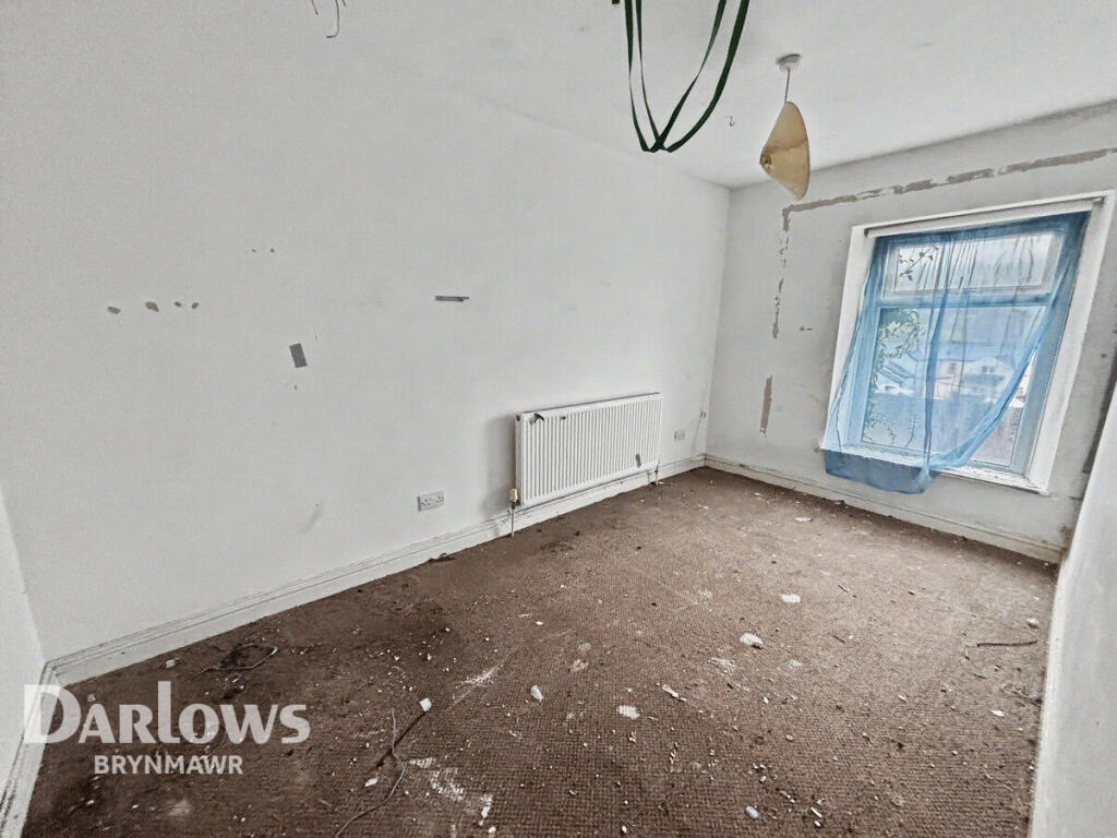 Richmond Terrace, Tredegar photo 4
