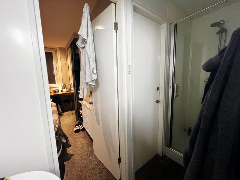 6 bedroom terraced house for rent