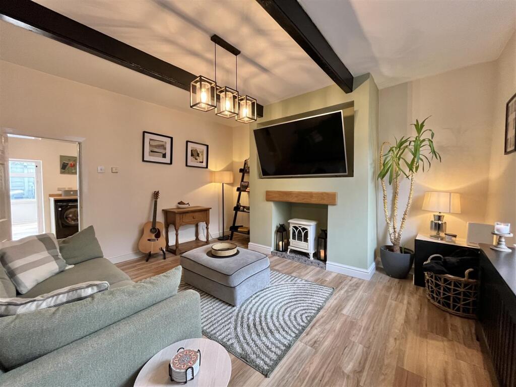 House in High Peak, Derbyshire - View 5