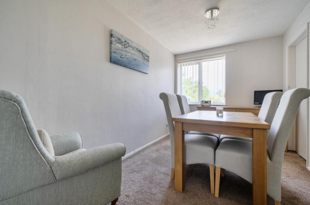 House in Milton Keynes, Brickhill - View 5