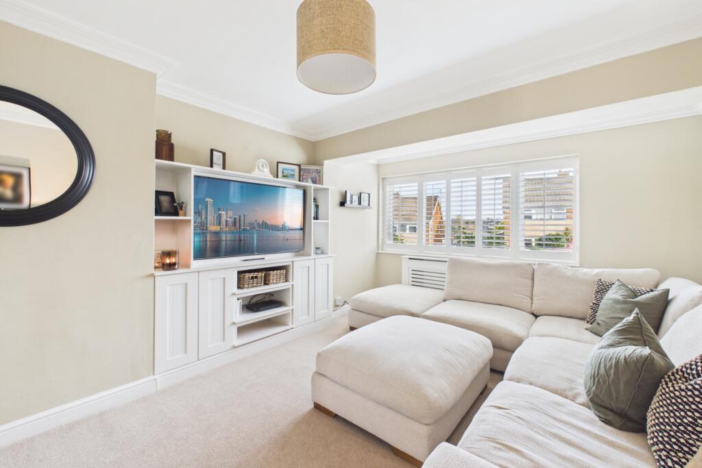 Rosamond Place, Bradway, S17 4LX photo 4