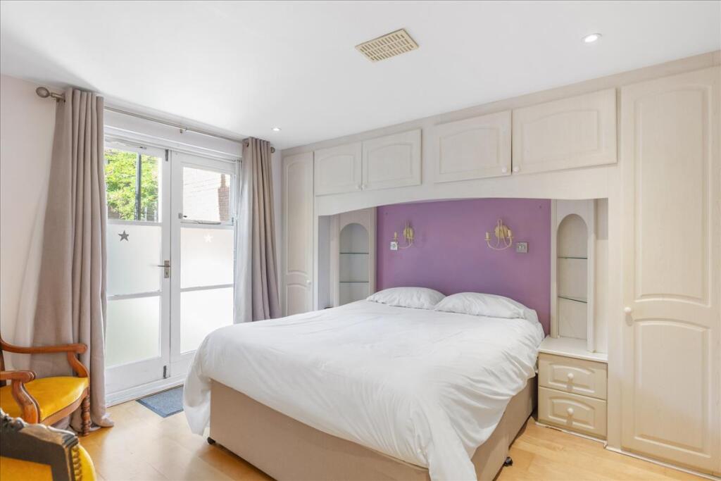 Brompton Park Crescent, London, SW6 photo 5
