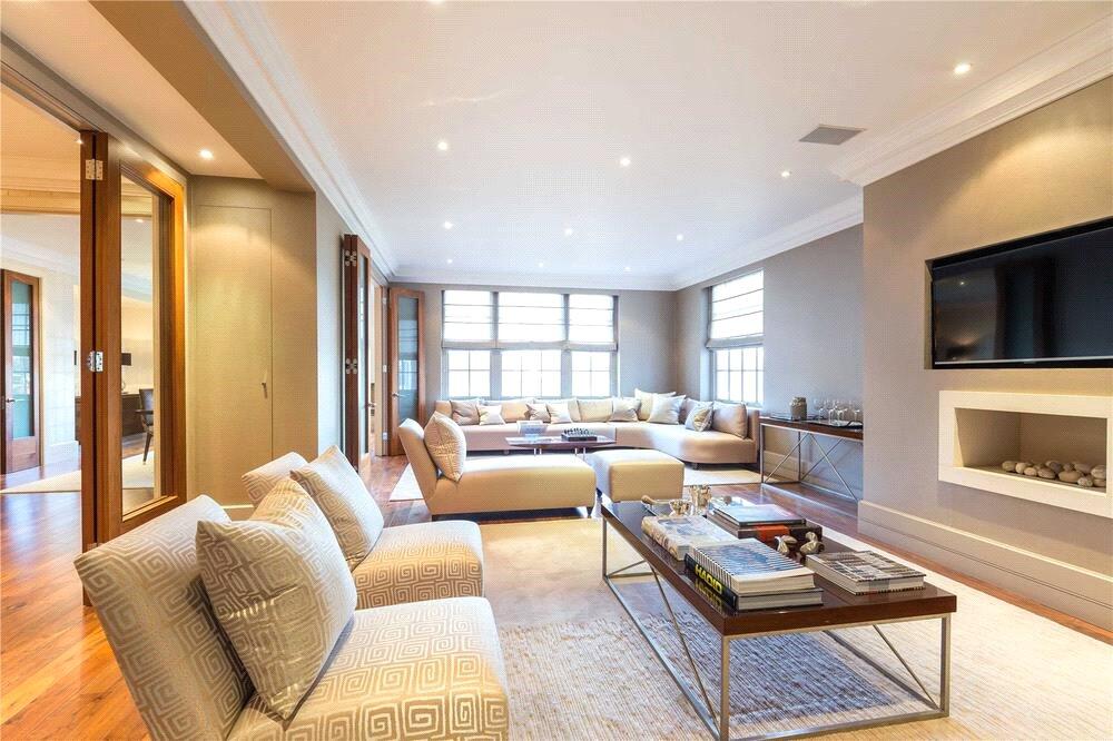 Apartment in London - View 5
