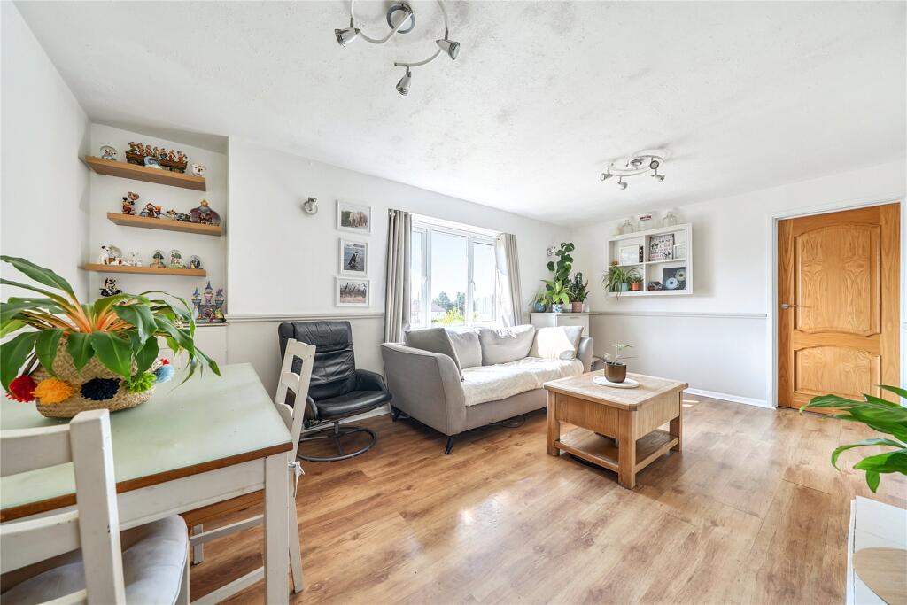 Apartment in Tandridge, Tatsfield - View 4