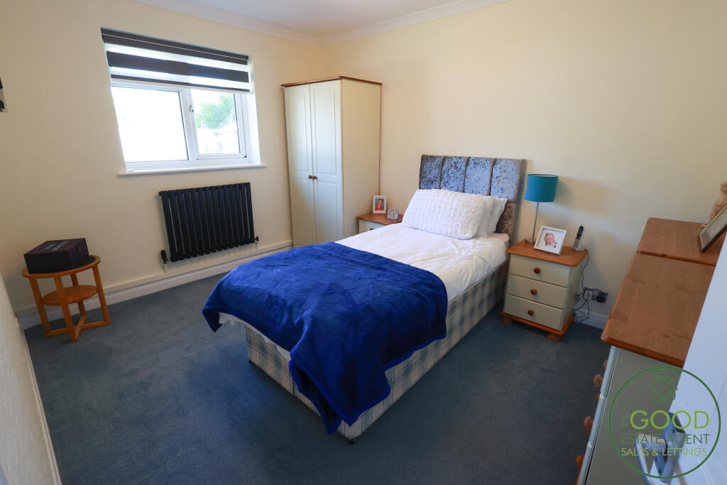 House in Preston, Holme Slack, Deepdale - More